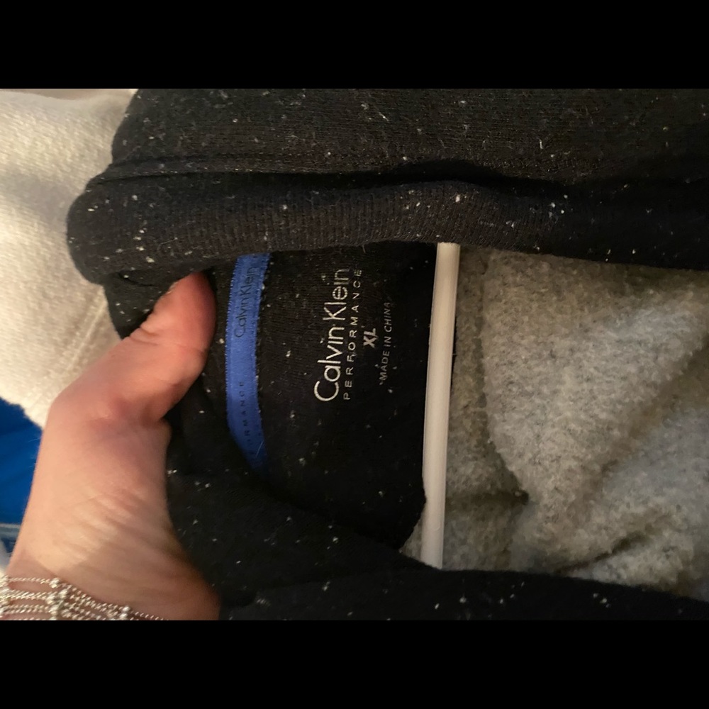 women’s calvin klein hoodie